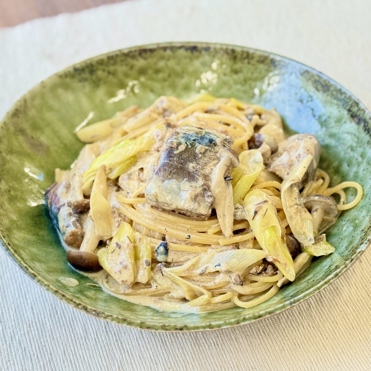 柚子胡椒香る さばみそ和風クリームパスタ – 伊藤食品公式オンライン
